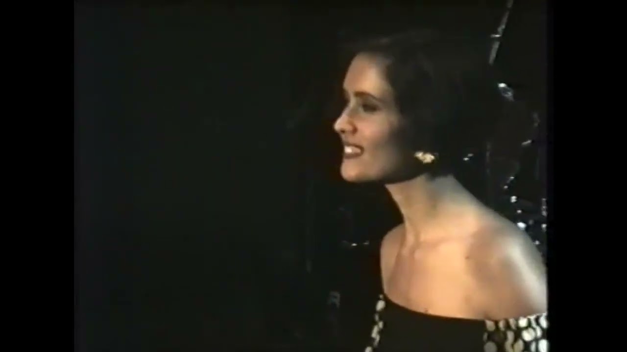 Margaret Urlich - Escaping (live 1990)
