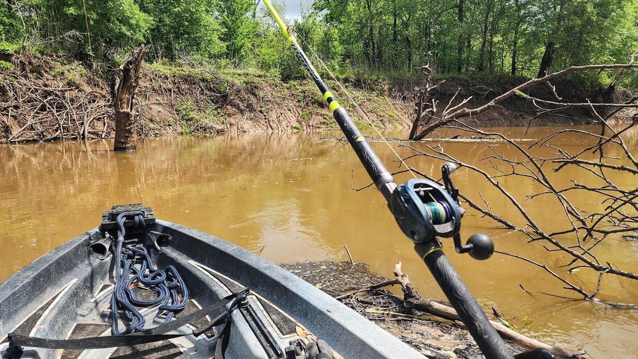 GIANTS Live In These River HOLES!!! (Kayak fishing and exploring)
