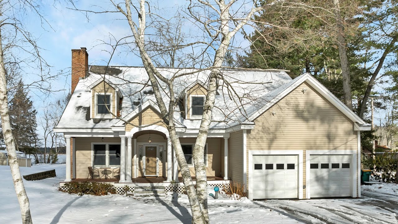 40 Coopers Grove Rd, Kingston, NH 03848