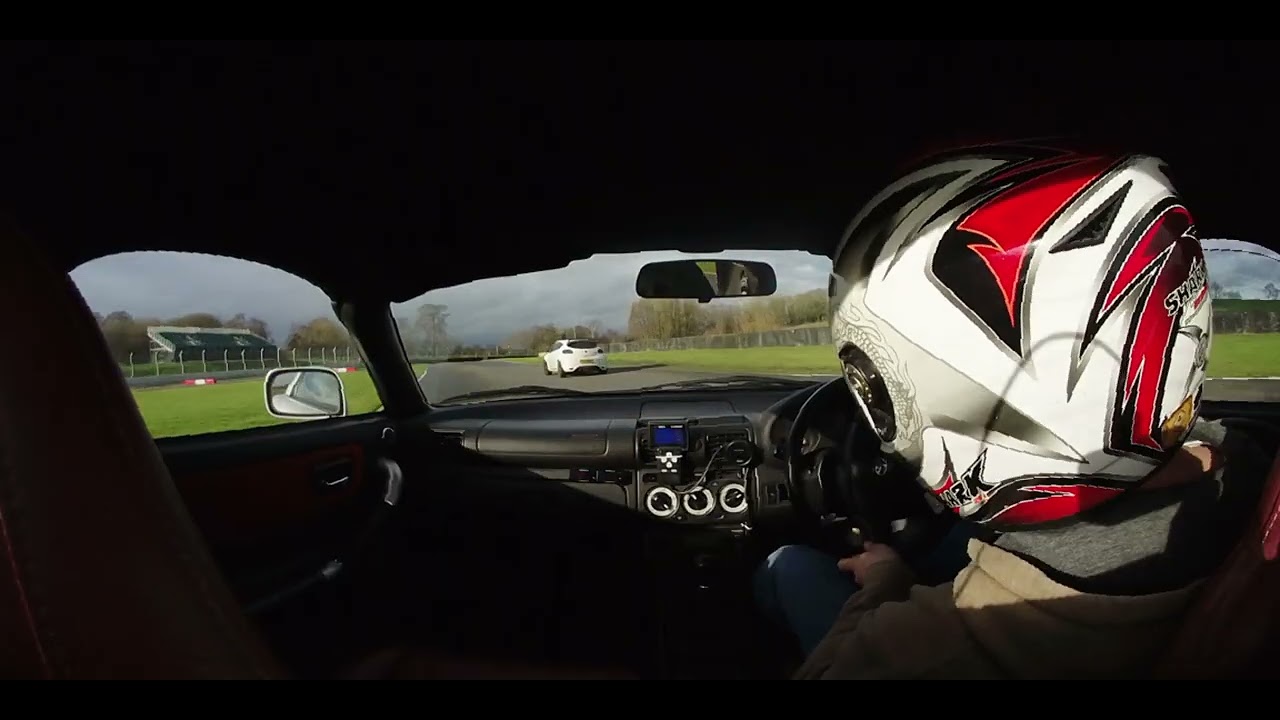 Oulton Park 31/01/2026 Trying to keep up with a quick Renault Megane in the MR2 Roadster 1zz turbo