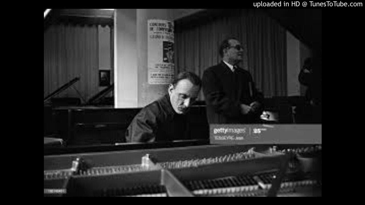 Arturo Benedetti Michelangeli plays Schumann Faschingsschwank Aus Wien Op. 26 - 4. Intermezzo