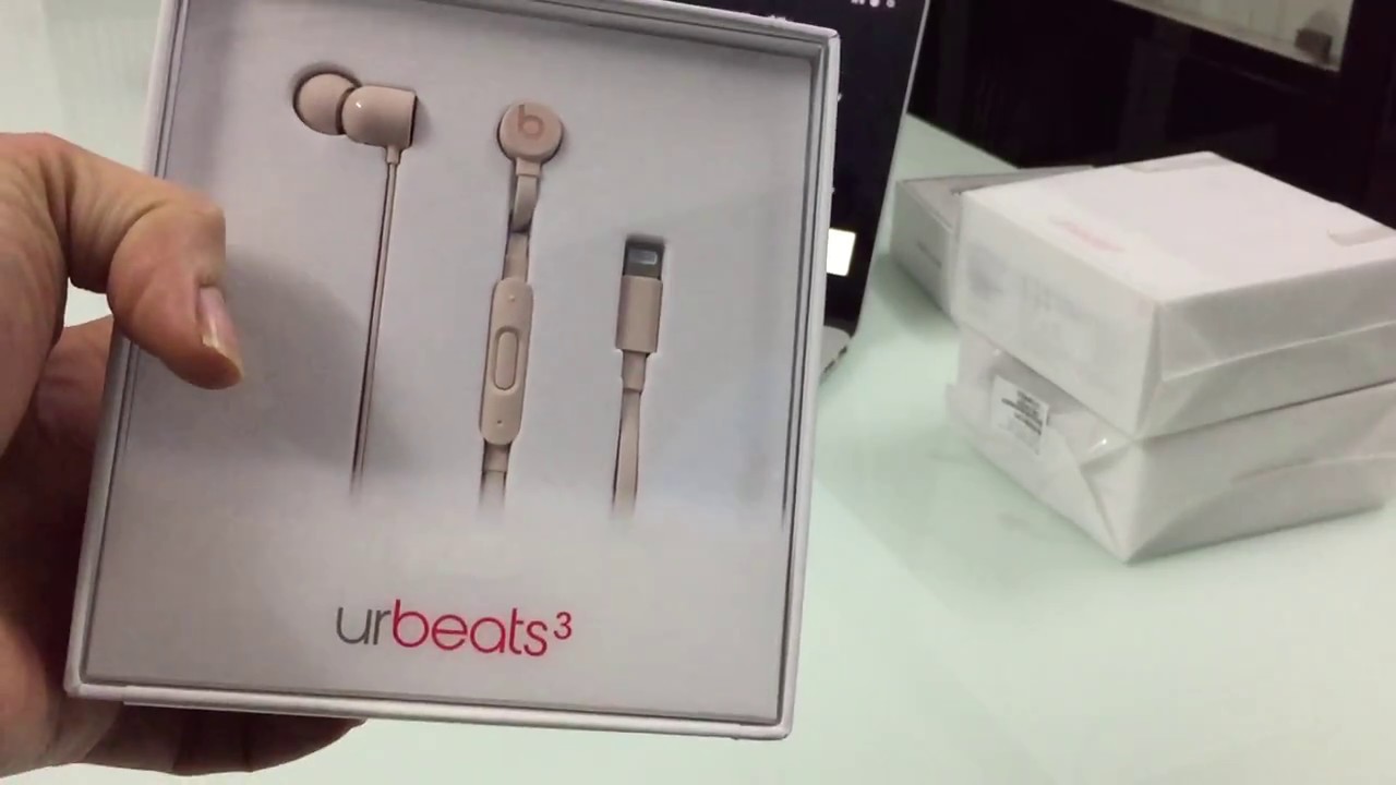 Mở hộp và đánh giá tai nghe UrBeats 3 Lightning