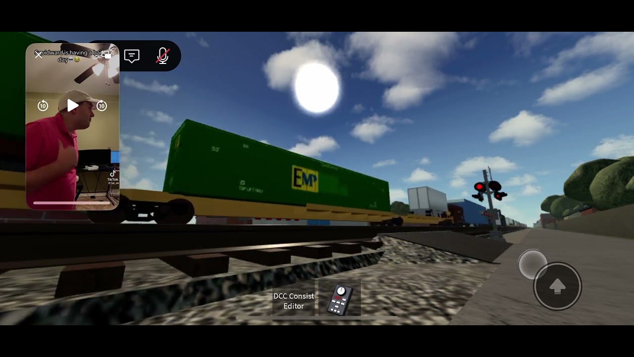 CSX Manifest Train crossing the railroad crossing in the city. (Part 2)