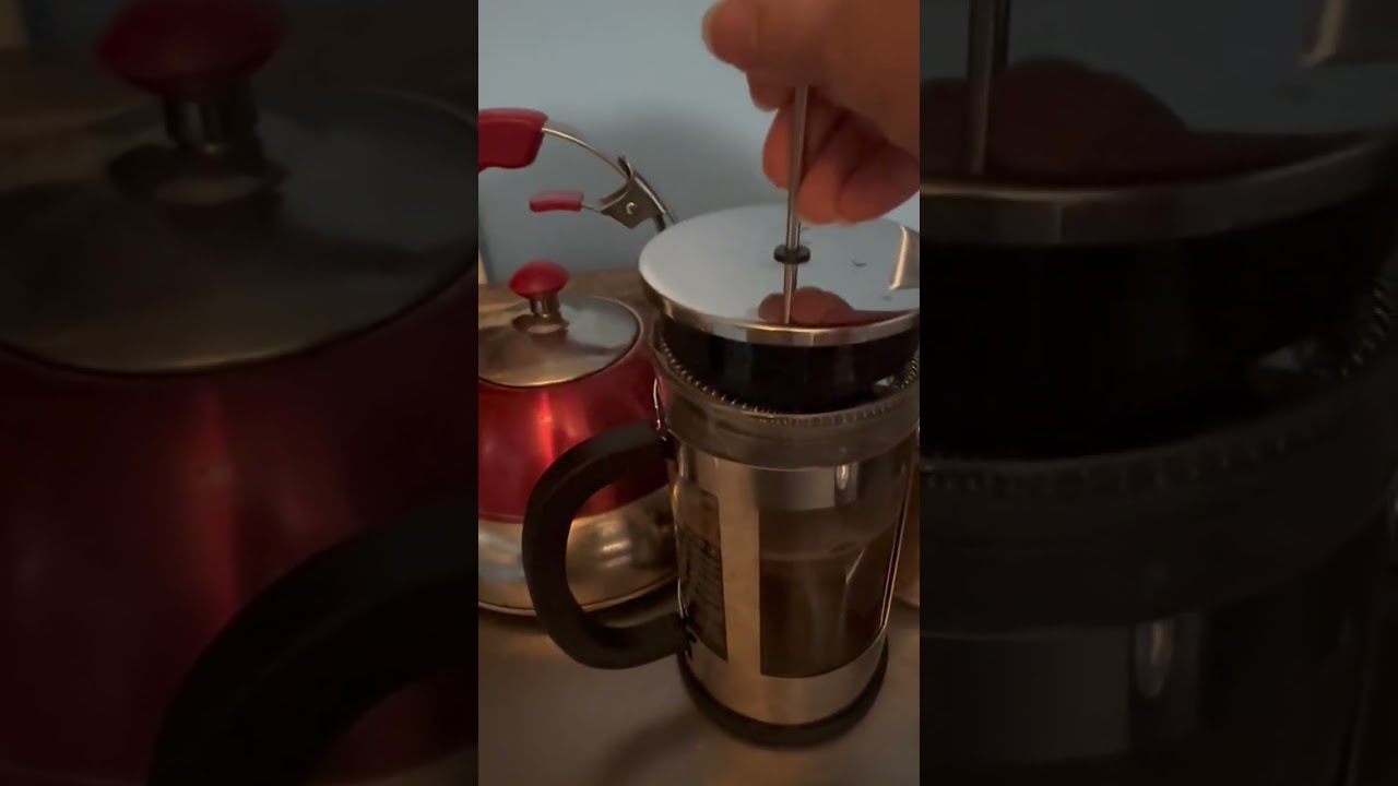 Coffee press #how to use coffee press #كيفية استعمال مكبس القهوة #fyp