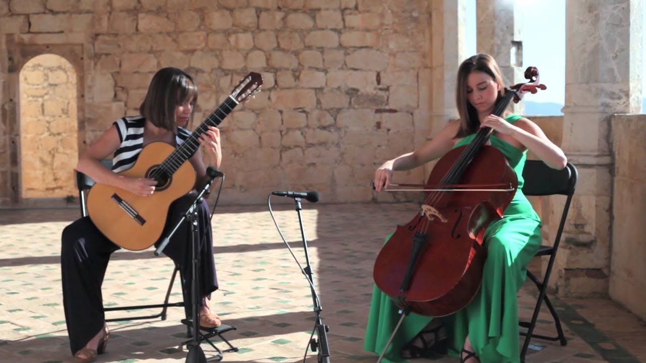 Paola Requena y Marta Requena.- CASTILLO DE VÉLEZ BLANCO