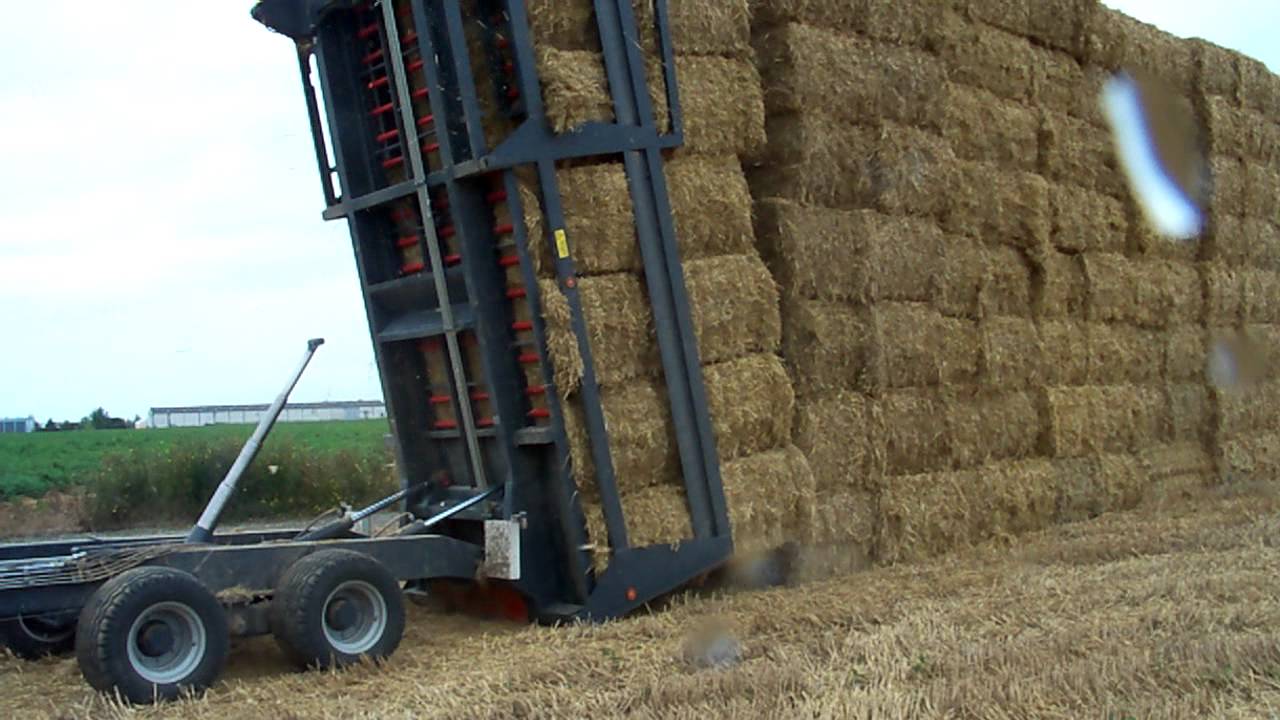 remorque autochargeuse de ballots carrés Trans Balle