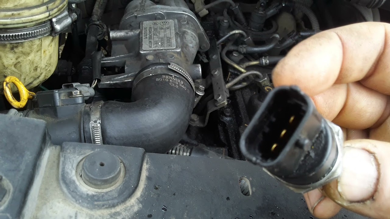 DCI  zapala tylko na plaku, gasnie w czasie jazdy .........(renault,nissan)