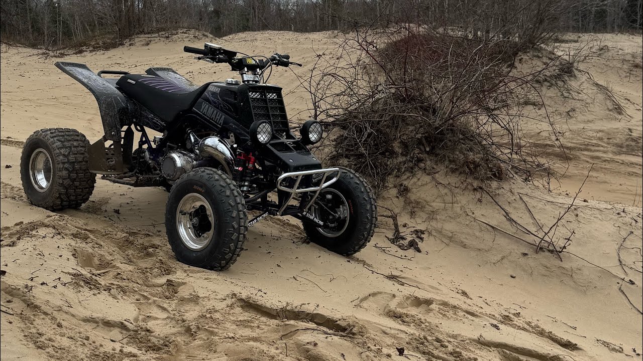 Yamaha Banshee in the sand 