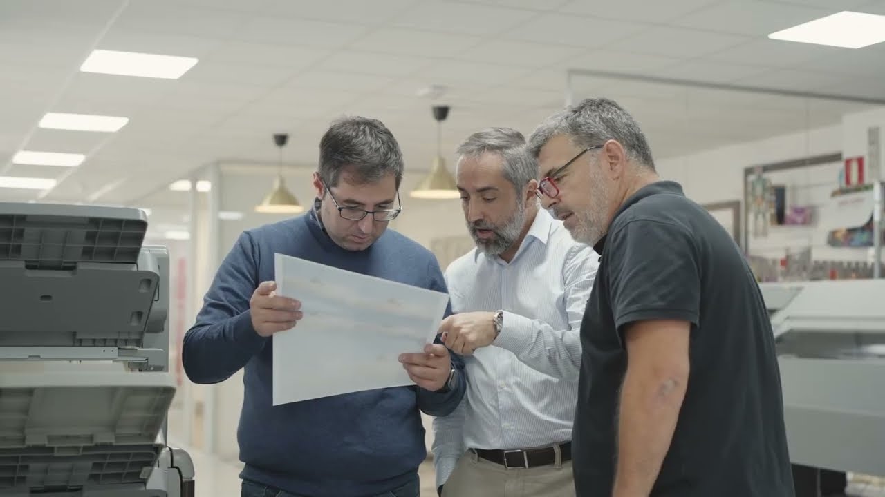 Tecnolog&iacute;a de impresi&oacute;n digital Ricoh sobre papeles creativos de Antalis