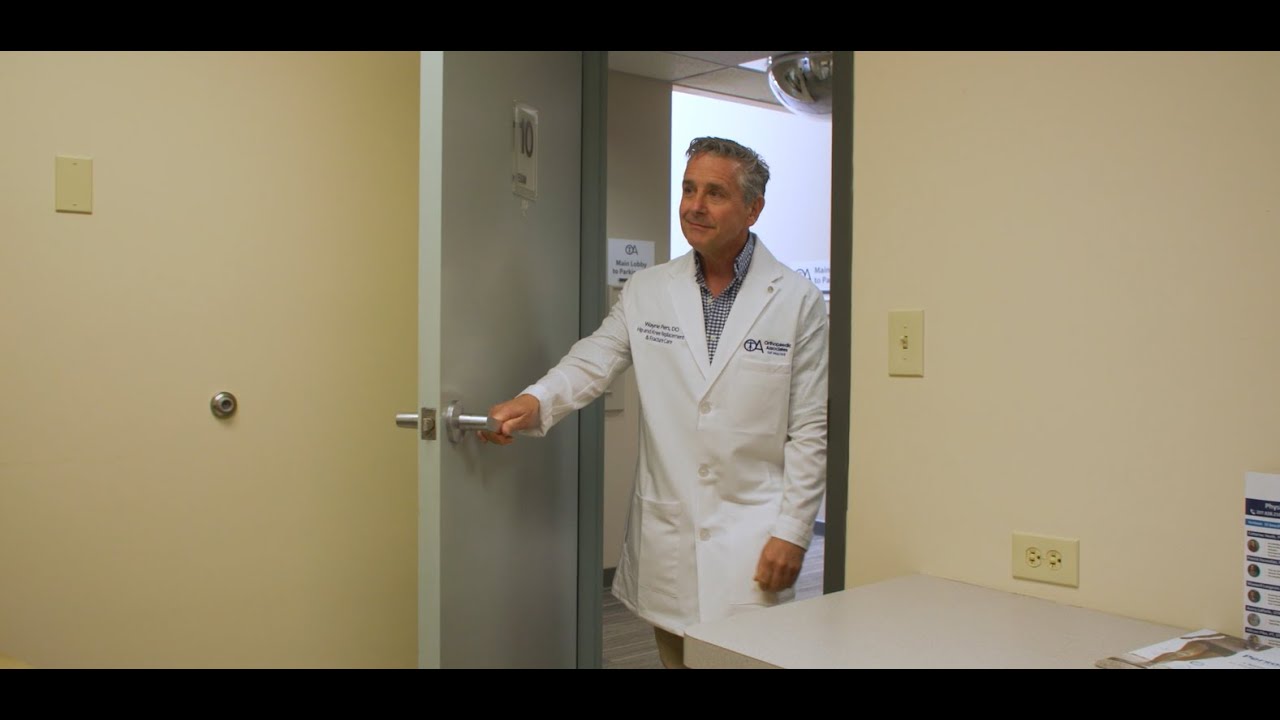 Dr. Wayne Piers - Total Knee Replacement