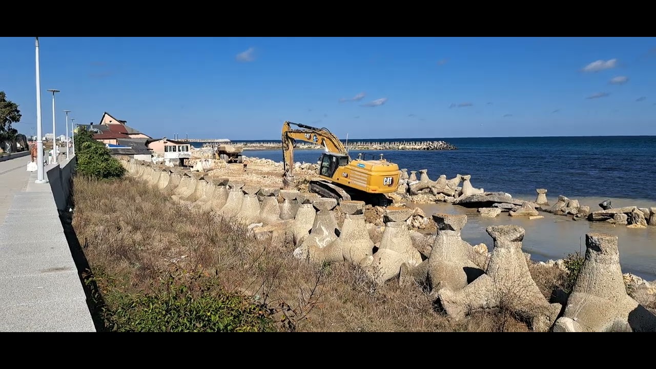 Lucrări reducere eroziune costieră, Mangalia, Saturn, 20 și 21sept 2025 (2)