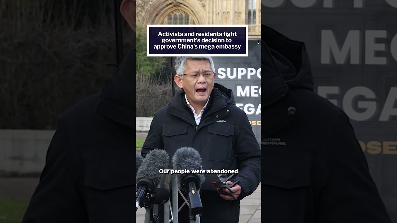 A protest gathered outside Royal Mint Court as locals vented their fury at Starmer's approval 🇨🇳