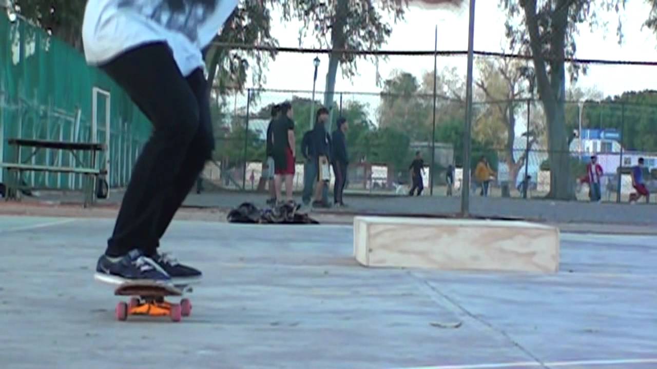Nollie Biggerspin Heelflip / 360 Double Flip - Christian 