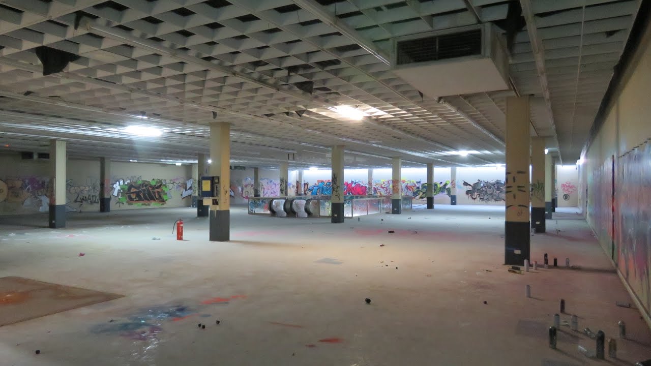 Abandoned: Savers Super recycle store ft. Abandoned Melbourne