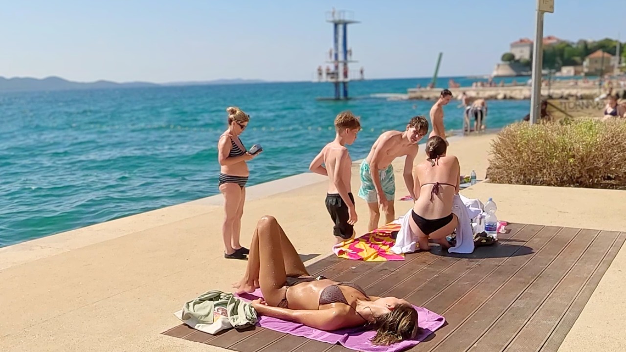Beach Walk 4K | Relaxing Summer in Croatia