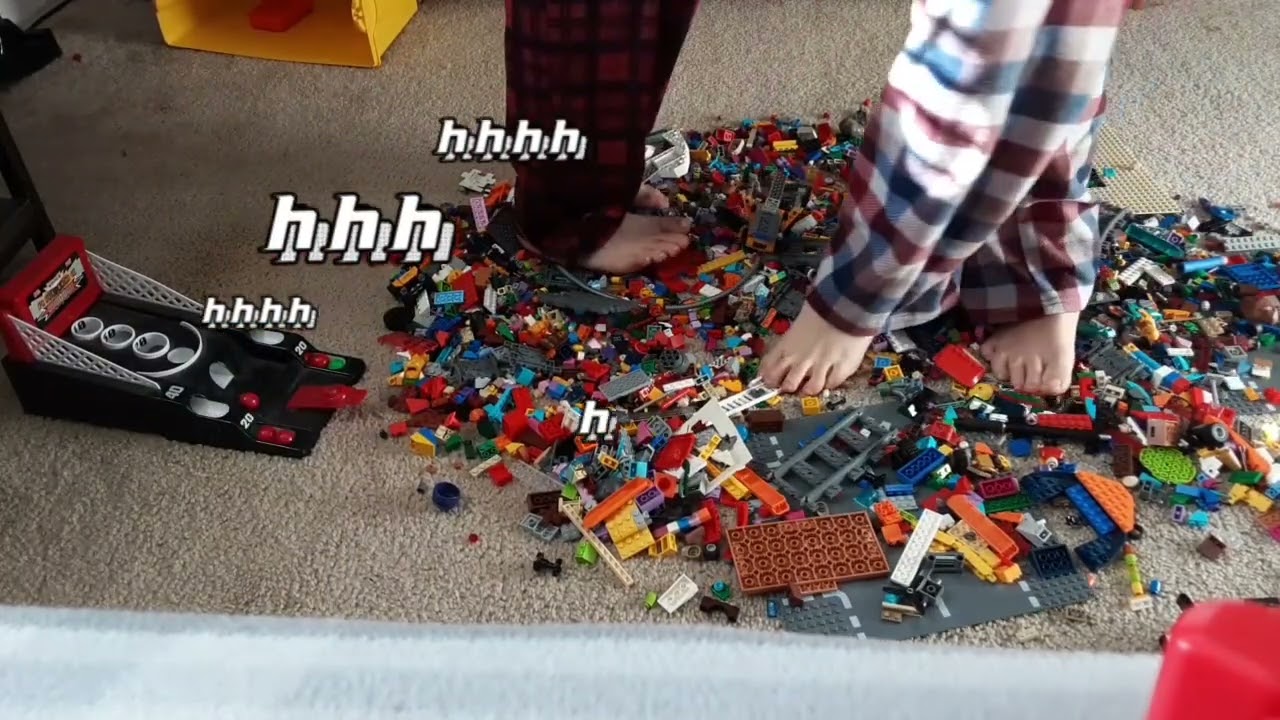 Walking on Legos !!!!! It hurt😖😖😖