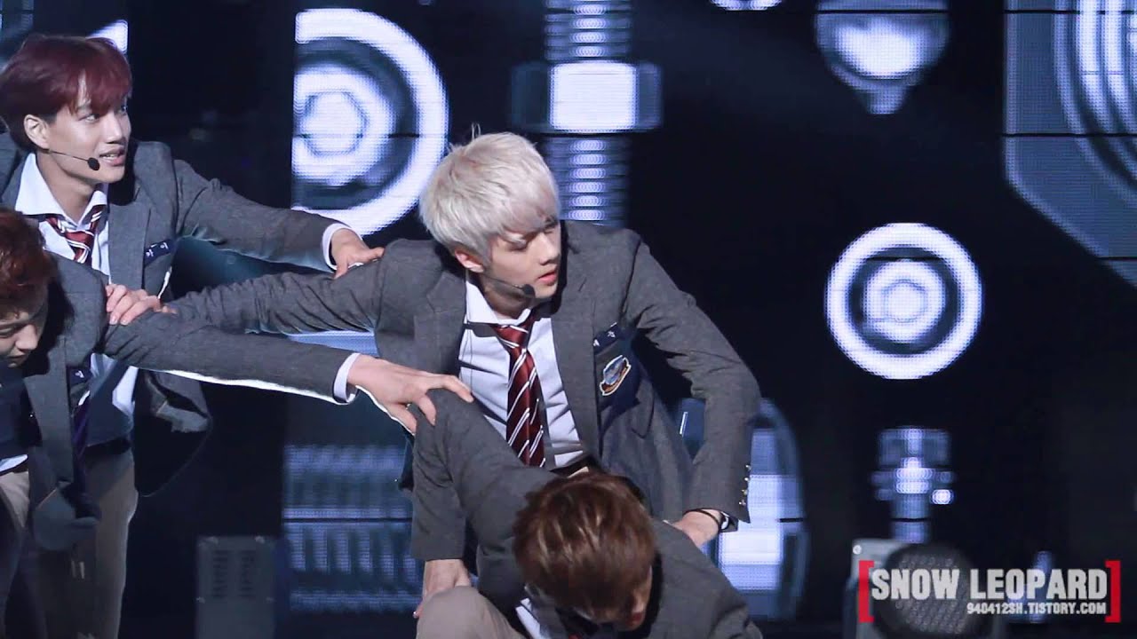 [sehun] 130914 Incheon Sky Festival Music Core- 늑대와 미녀 (WOLF)