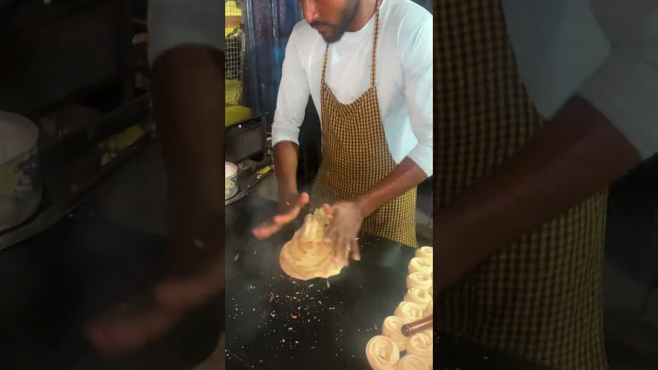 Kerala Style Parotta | Malabar Parota | Lachha Parotha | #streetfood #shorts