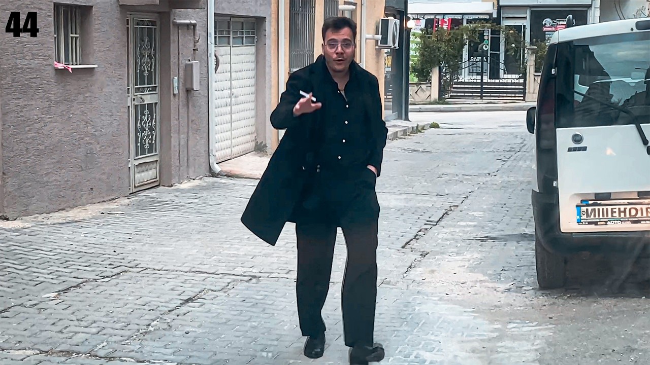 HUGOLA'NIN EVİNİ TUTTUM