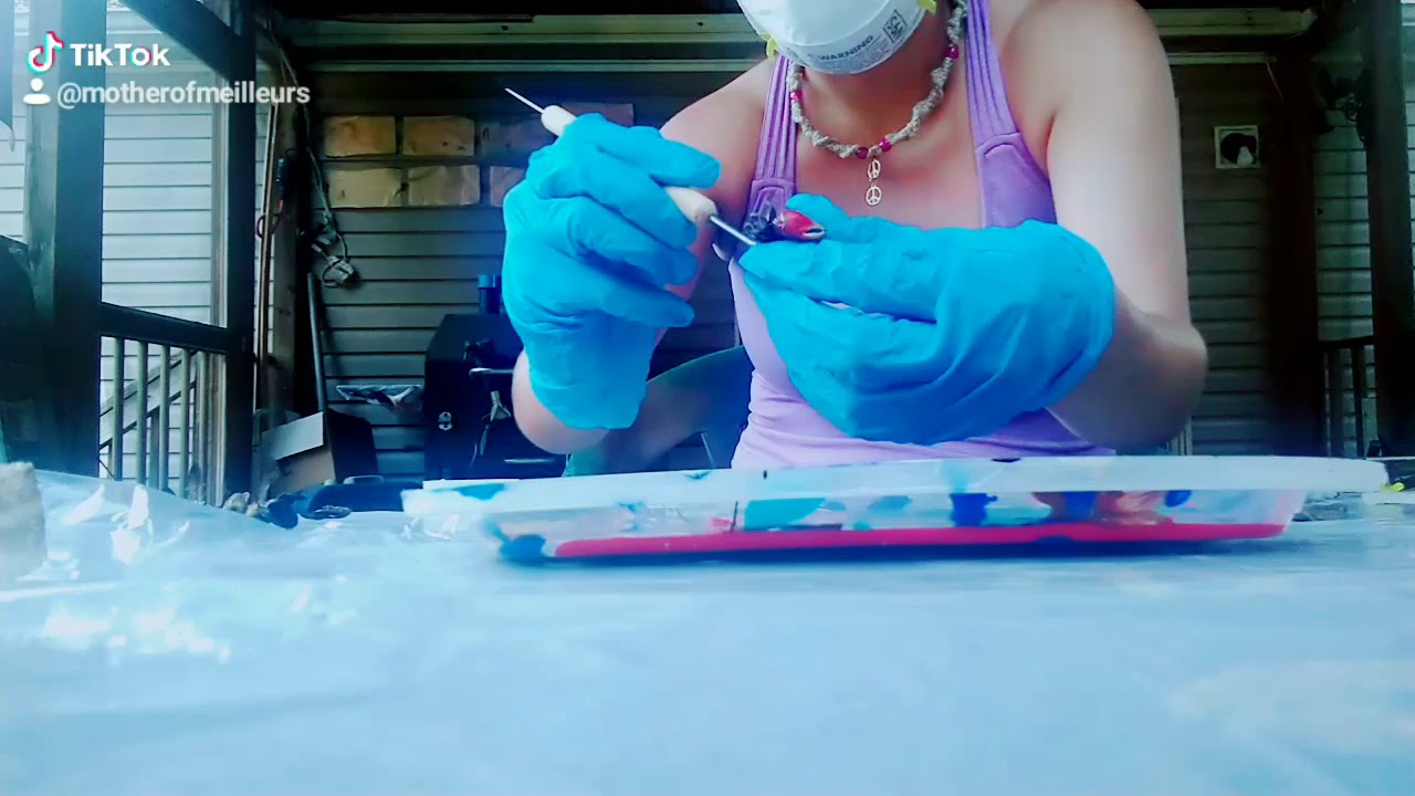 Preservation of crab gutting for resin epoxy casting time lapse