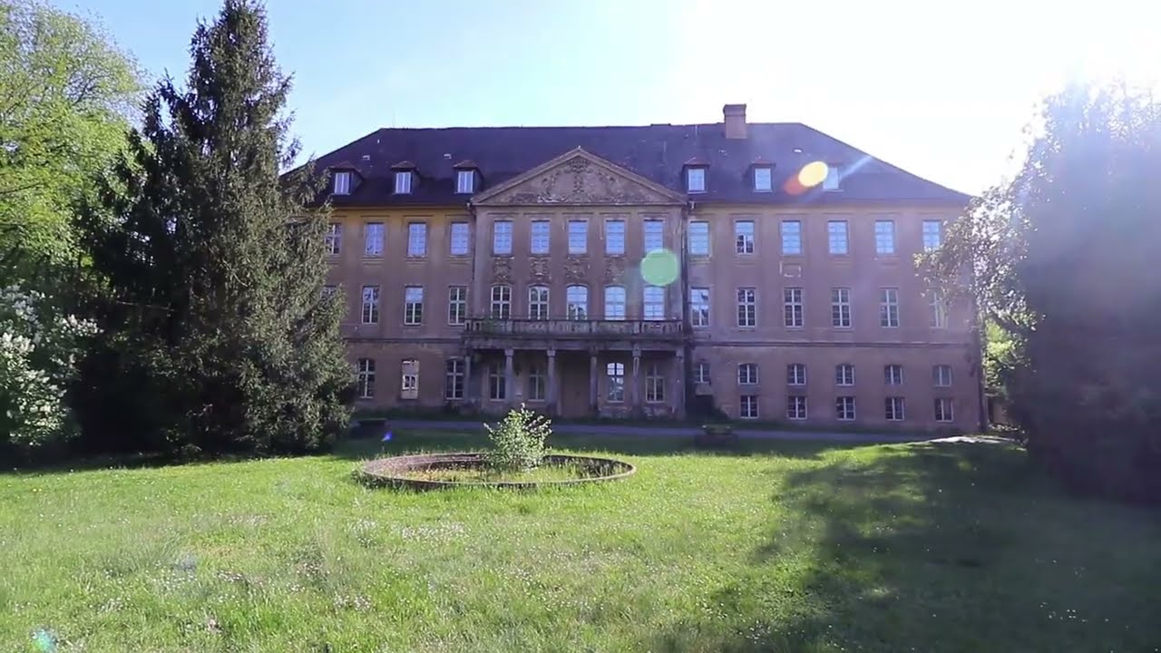 #Neues #Schloss #Uhyst im #Neoklassizismus an der schönen #Spree