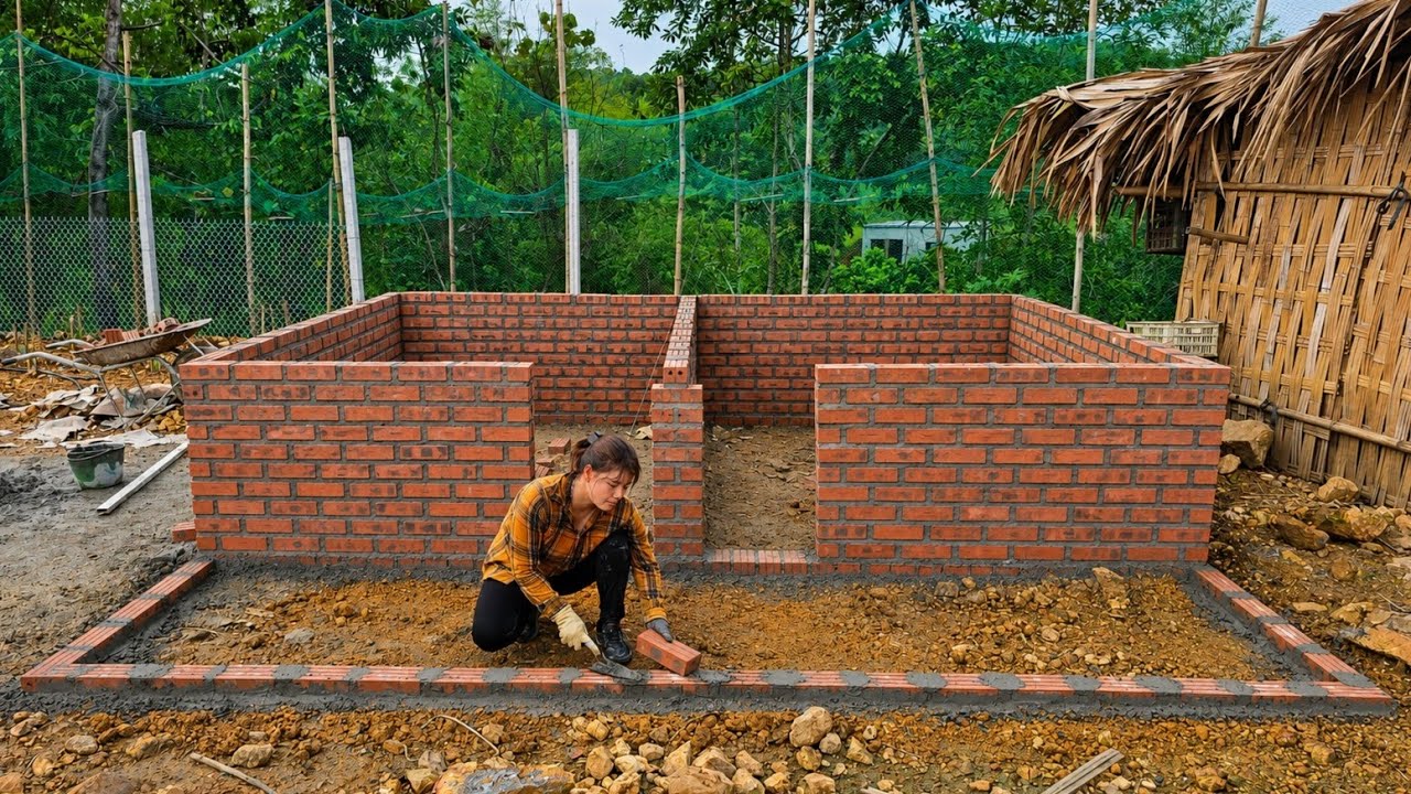 Building a Pig Pen with Sand and Clay Bricks | Ly Phuc Ca