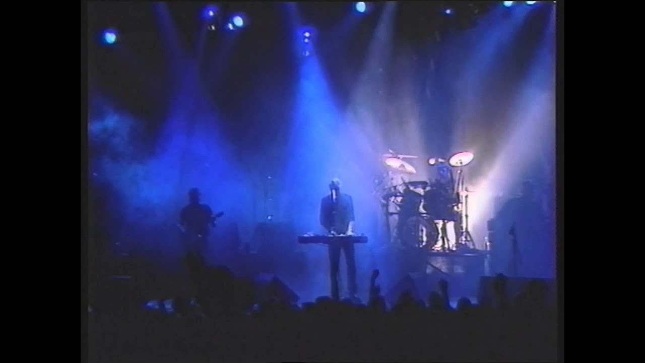 04 - TV-2 - Eventyr for Begyndere + September '85 (Nærmest Lykkelig - Live 1988) [4:3]