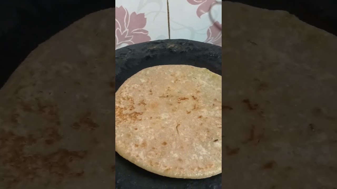 gobhi paratha ❤️✨️🍽#food #indianrecipes #cookingathome #tastyindia #indianfoodmadeeasy #homemadeco