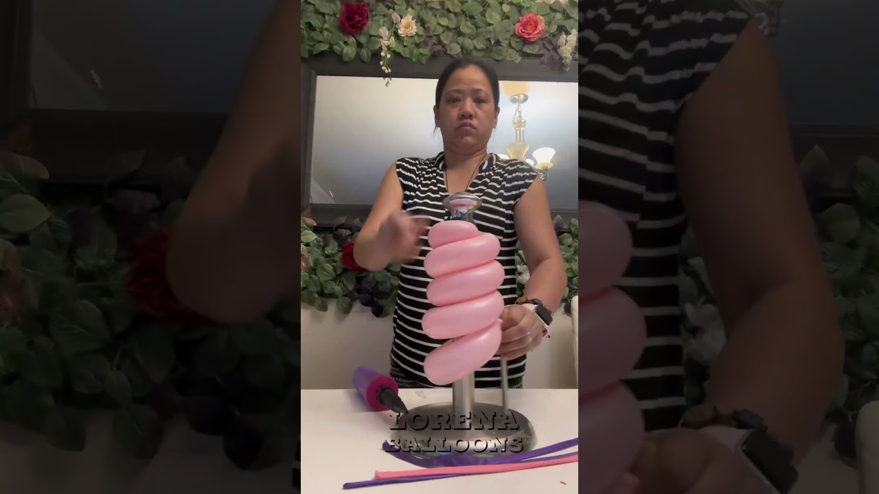 Easy twisting balloon with Paper tower holder #shorts #howto #balloons #diy  #balloondecorationideas