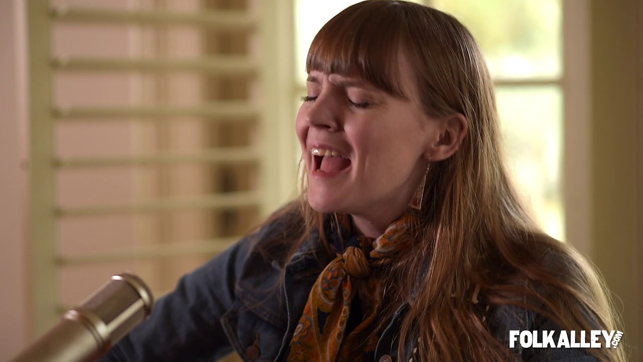 Folk Alley Sessions at 30A: Courtney Marie Andrews - 
