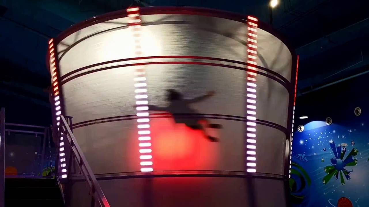 لعبة مخيفة للاطفال في مول الامارات دبي Emirates mall games
