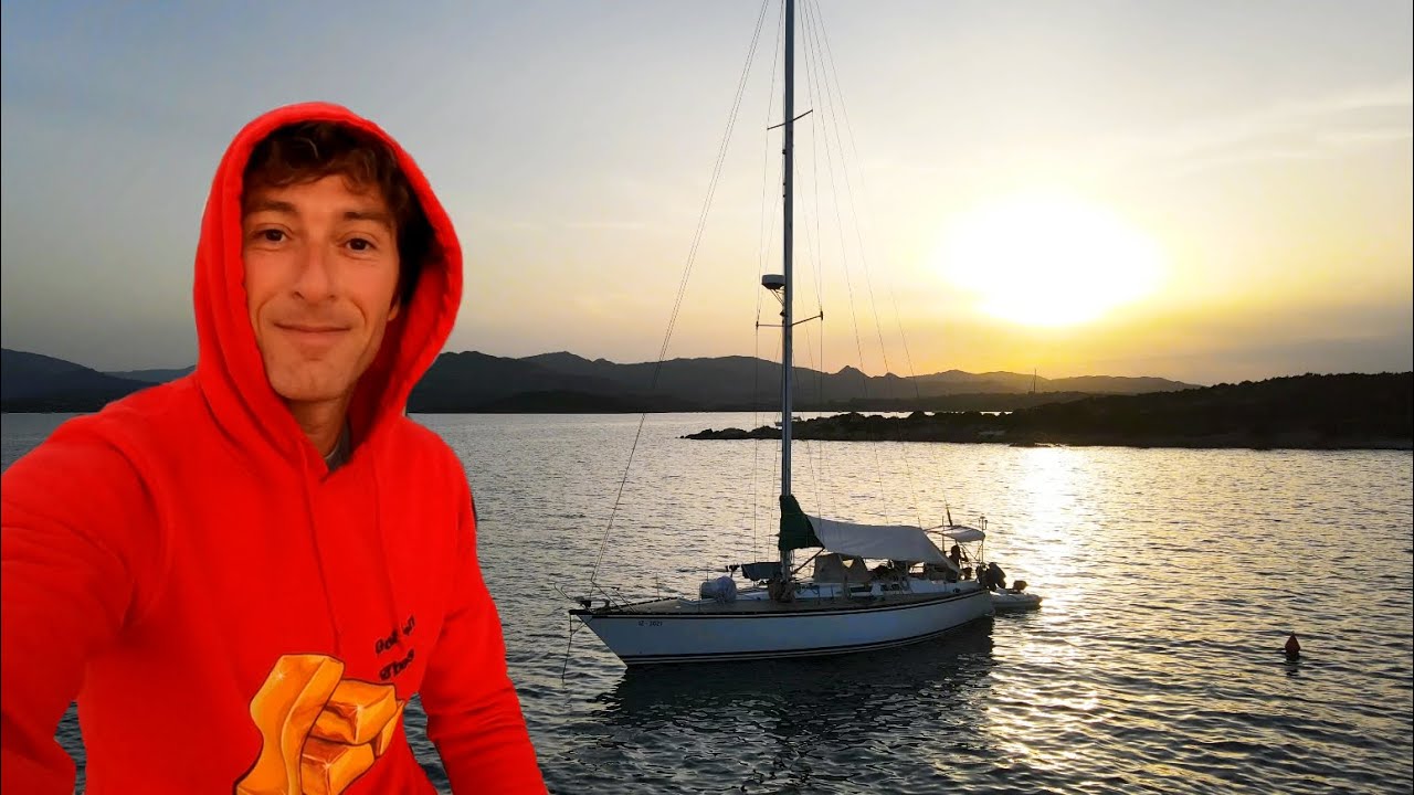 ISLANDS HOPPING Sailing and treasure hunting