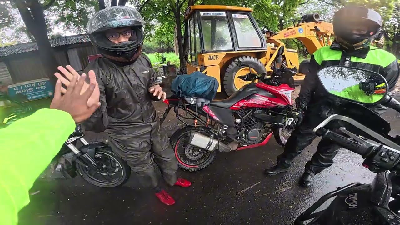 ☹️ Mysore Trip Turned Dangerous! Dhimbam Hillsல நடந்த Mass Land Slide 😳 | Motovlog Tamil 