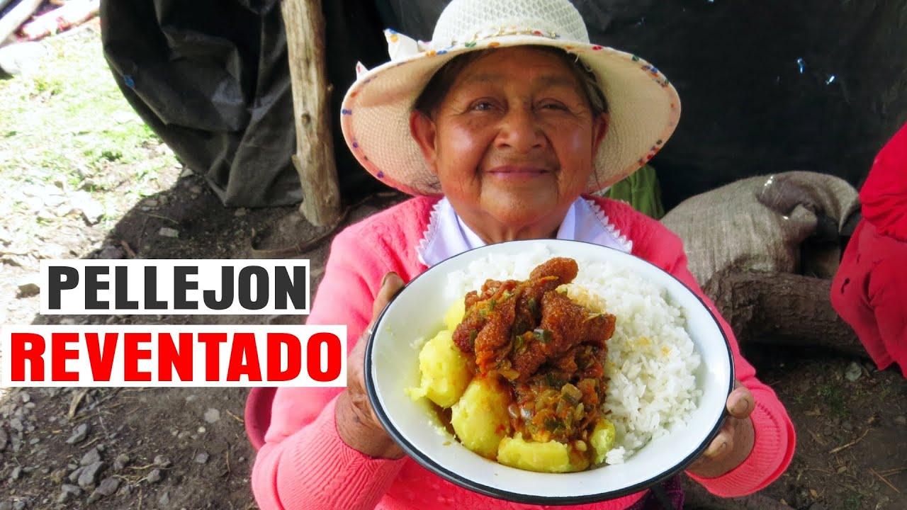 Preparando pellejon reventado de cerdo