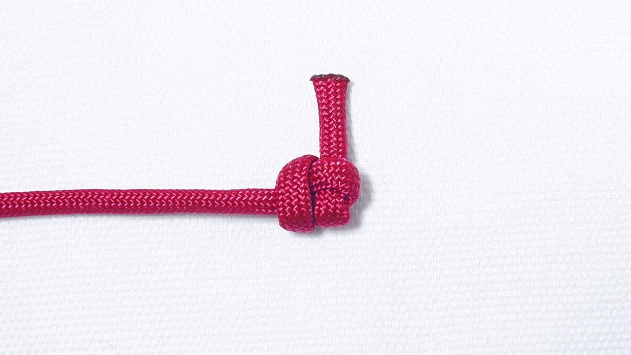 【大きなコブが作れて ロープを遠くに投げたいときに使える】仲仕結びの結び方！ Stevedore Knot