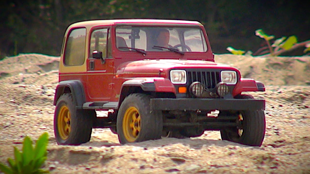 MST CMX / Tamiya Jeep Wrangler YJ / GRAND TOUR IN THE MOUNTAINS Episode II - Crossing the valley