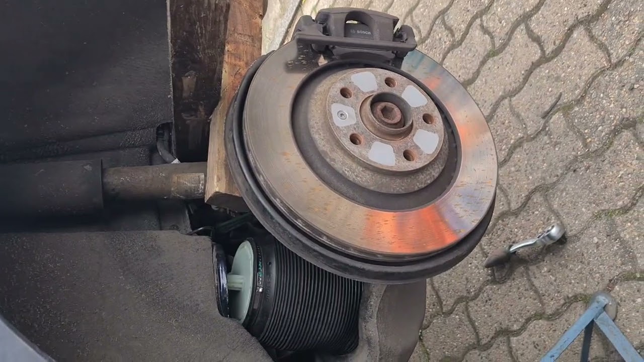 Audi A6 4F Luftbalg hinten. Tausch Reparatur Luftfederung