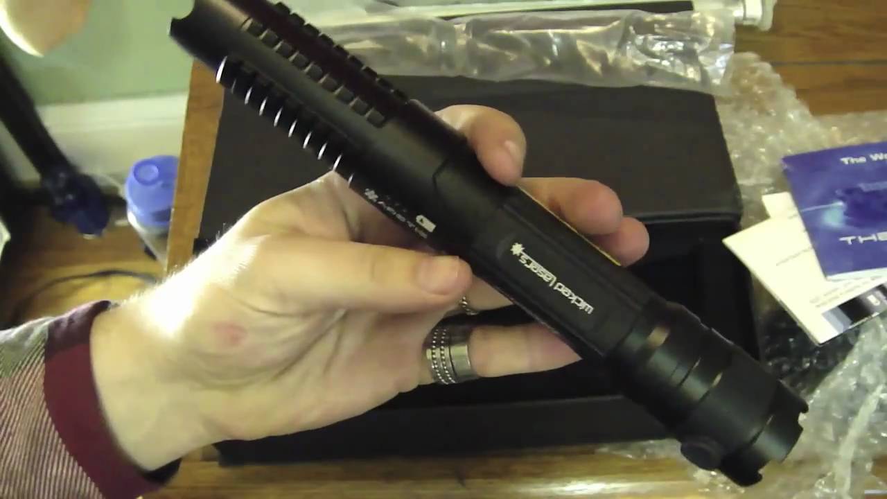 Wicked Lasers Spyder III S3 Arctic unboxing and tests : The slow boat from China finally arrived