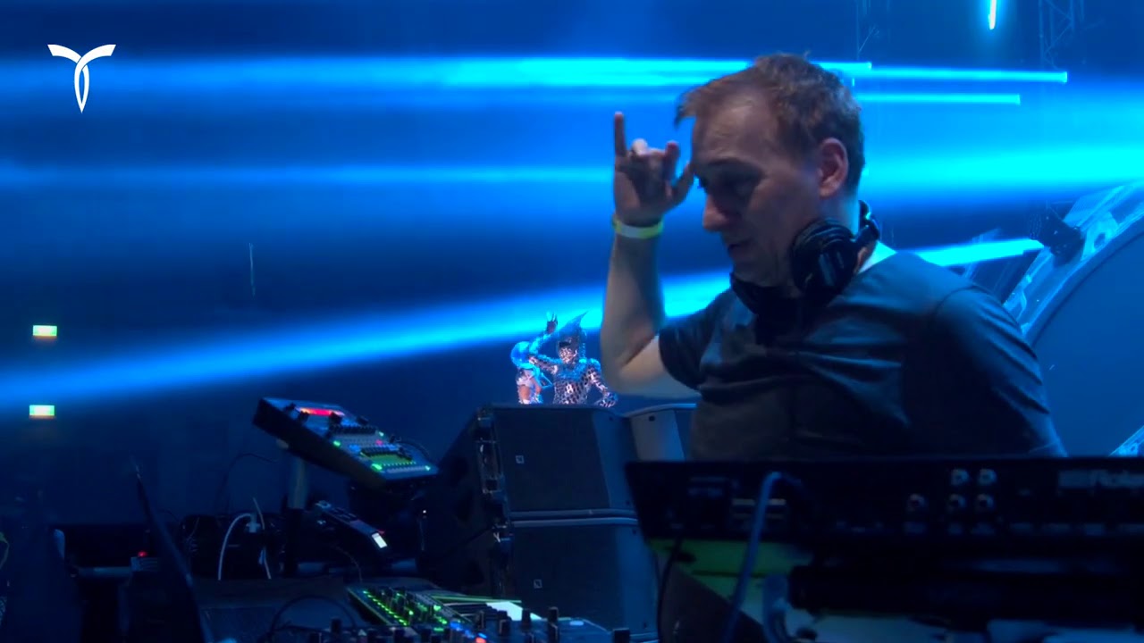 Paul van Dyk LIVE at Transmission Australia - Sunday Sessions