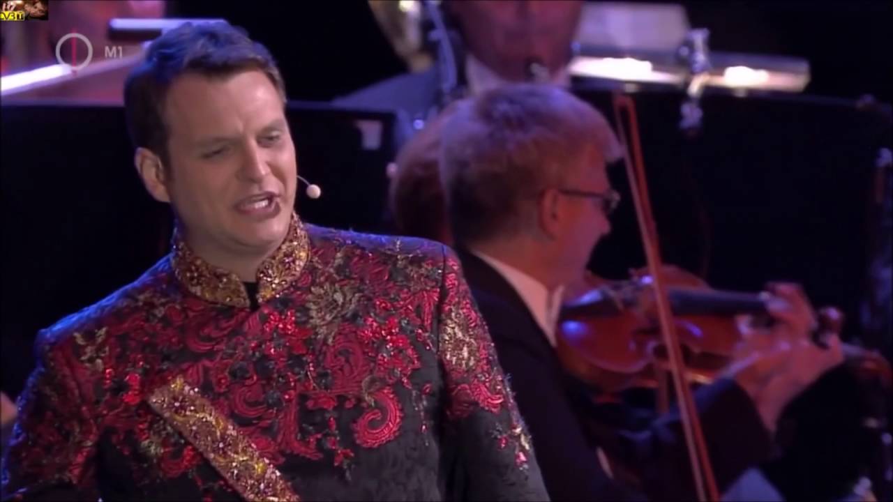 Boncs&eacute;r Gergely: V&aacute;gyom egy nő ut&aacute;n
