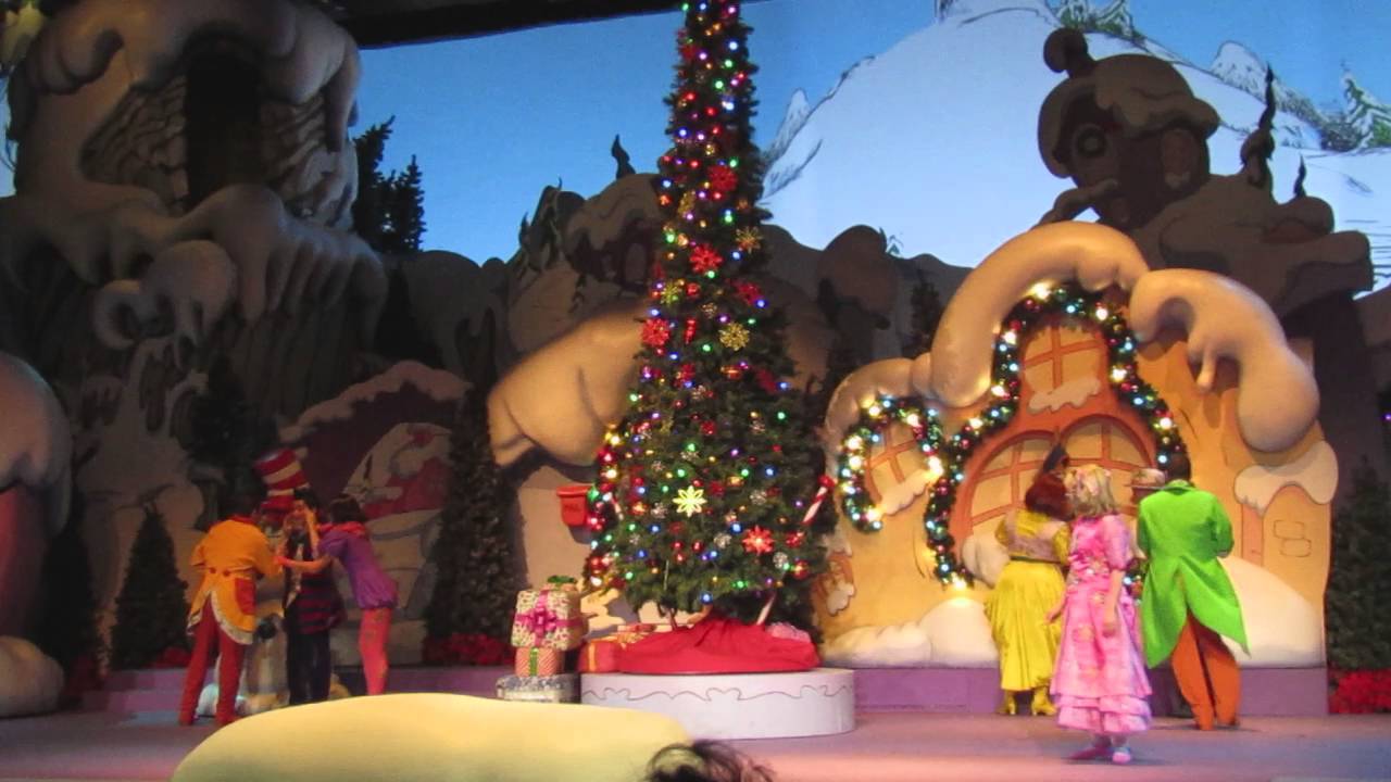Universal Studios Fl full Grinchmas Show 2015