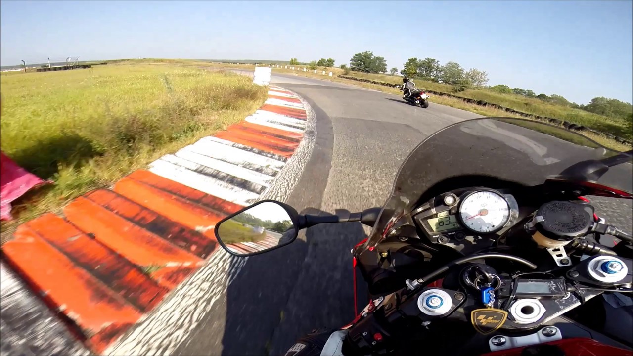 Yamaha XJR 1300 Track Toruń vs R6, tor w Toruniu 2016