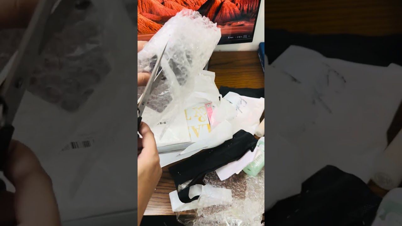 Makeup unpack video