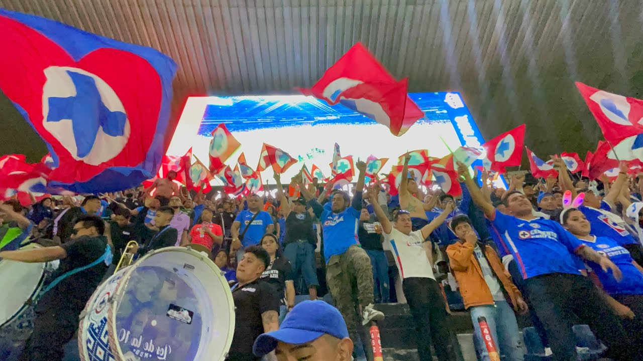 La hinchada hizo su papel 💙🐰 ¡SOMOS LA SANGRE AZUL NA!