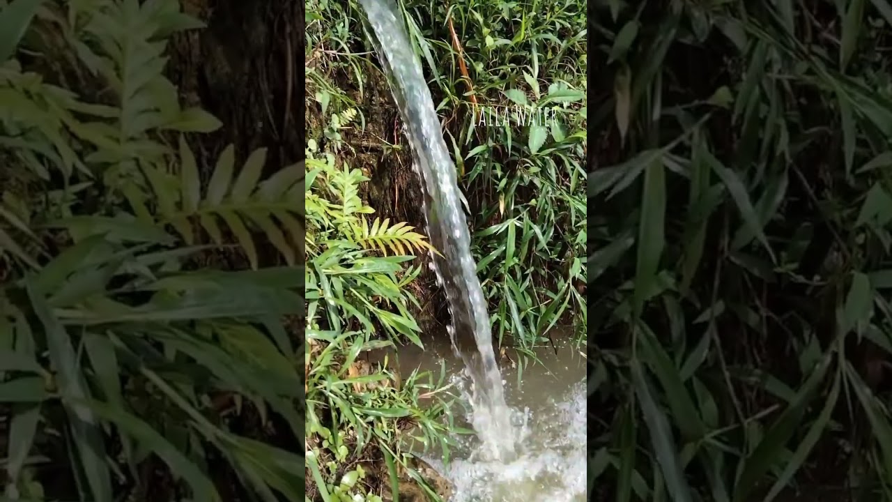 The sound of pipe water flowing fast 