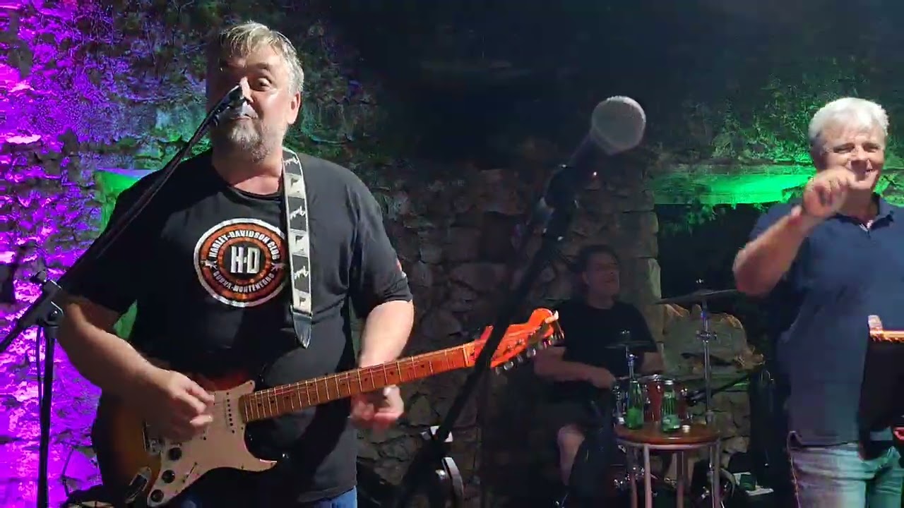 AkademiA rock band