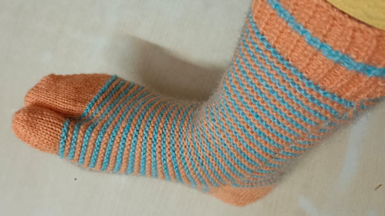 आसान तरीके से बनाओ अंगूठे और एड़ी वाली जुराब । Knitting Long Thumb Socks