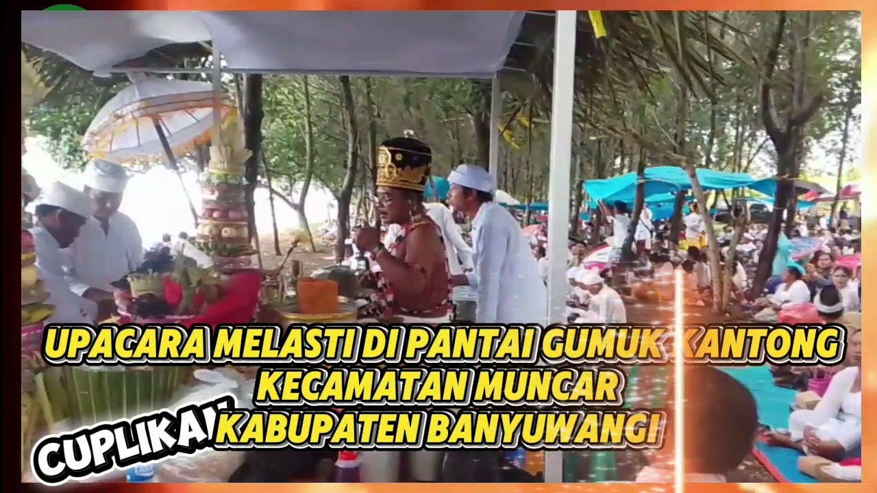 Jawa Timur menyala,,!!!,, Ribuan umat Hindu ikuti upacara Melasti di gumuk kantong,@bimayanto 