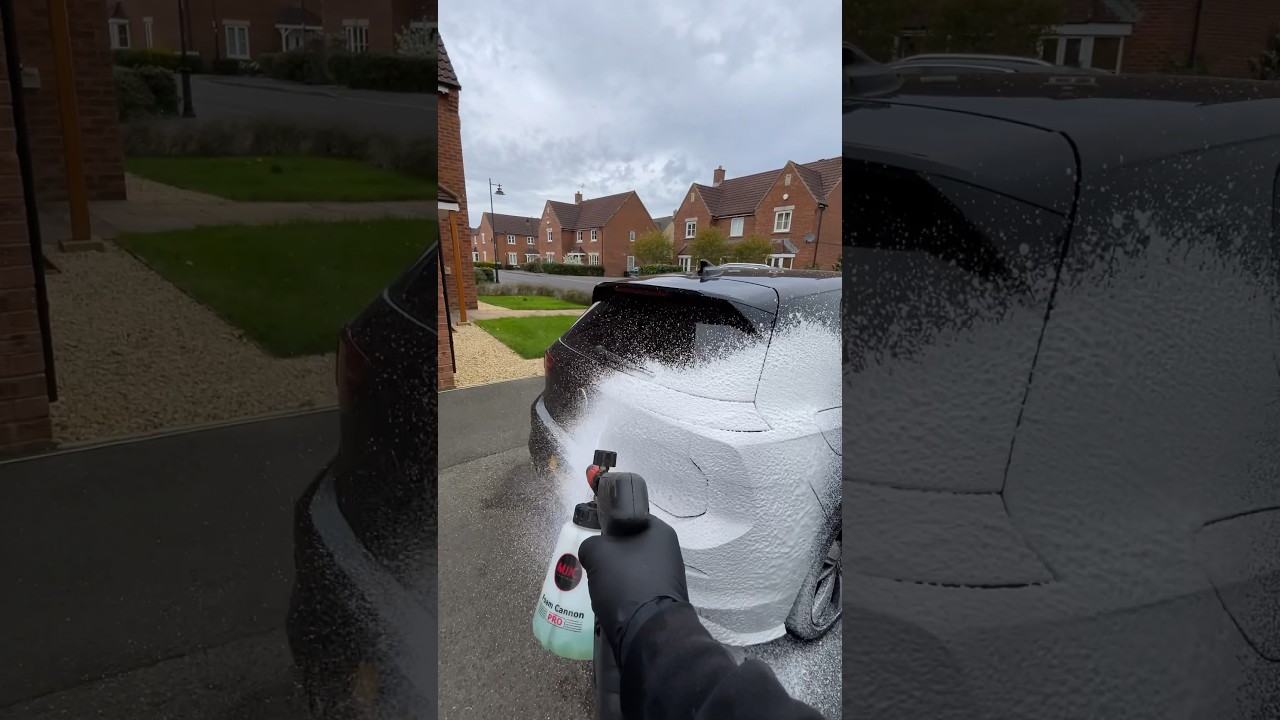 Detailing ASMR- The MOST Clingy Snowfoam EVER&hellip;.! #asmr #detailing