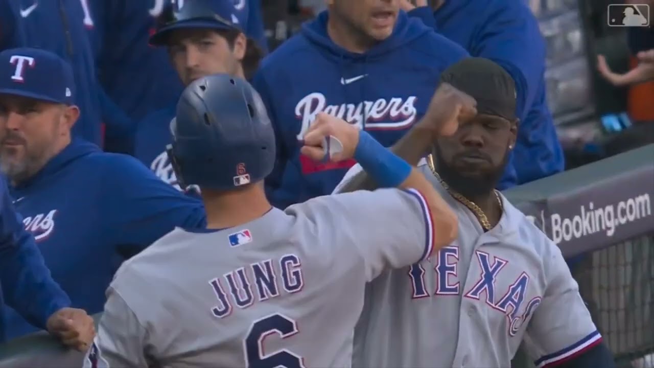 [ALDS Gm 1] Jung Homers in Win over Baltimore!